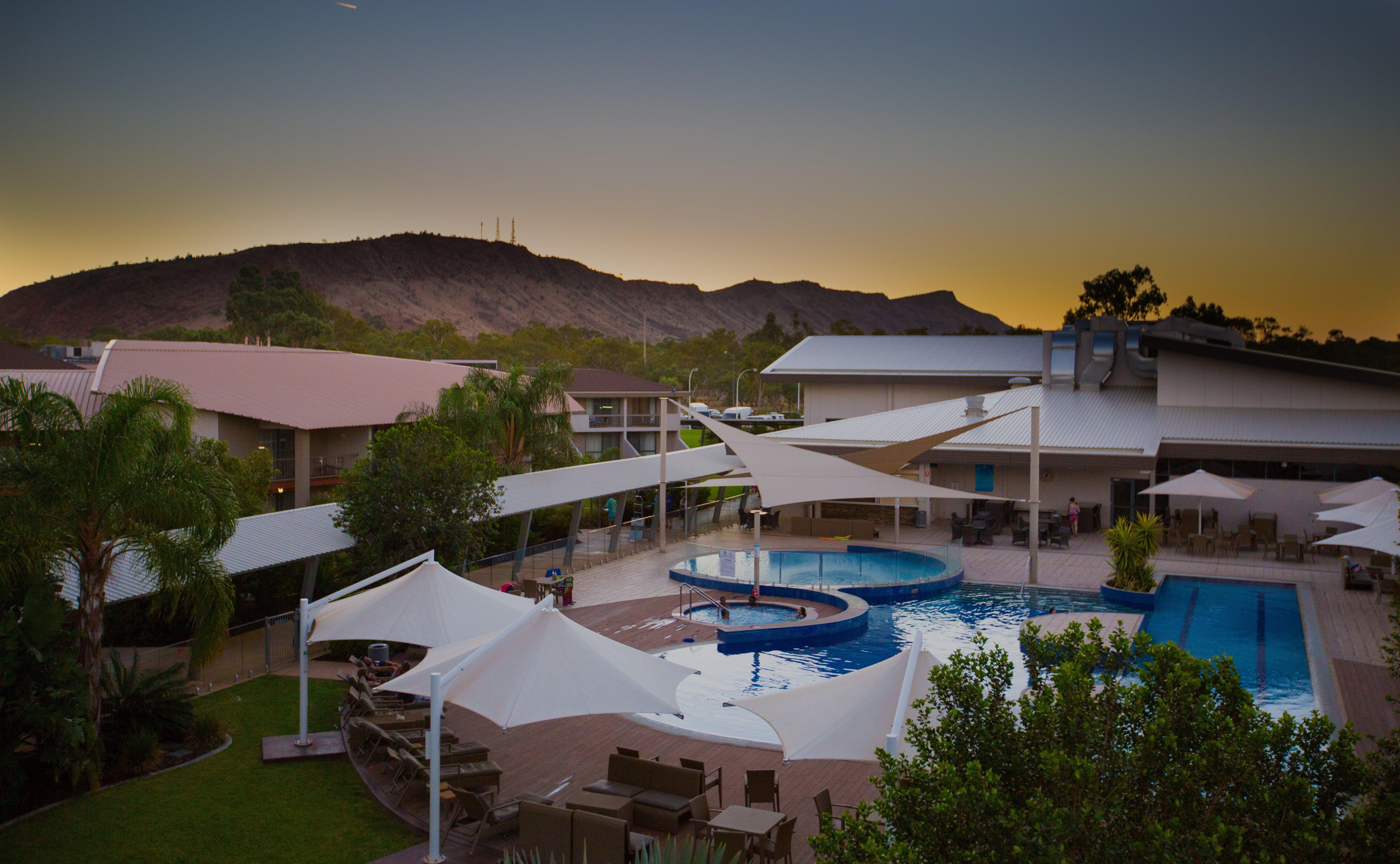 Crowne Plaza Alice Springs Lasseters, An Ihg Hotel Экстерьер фото