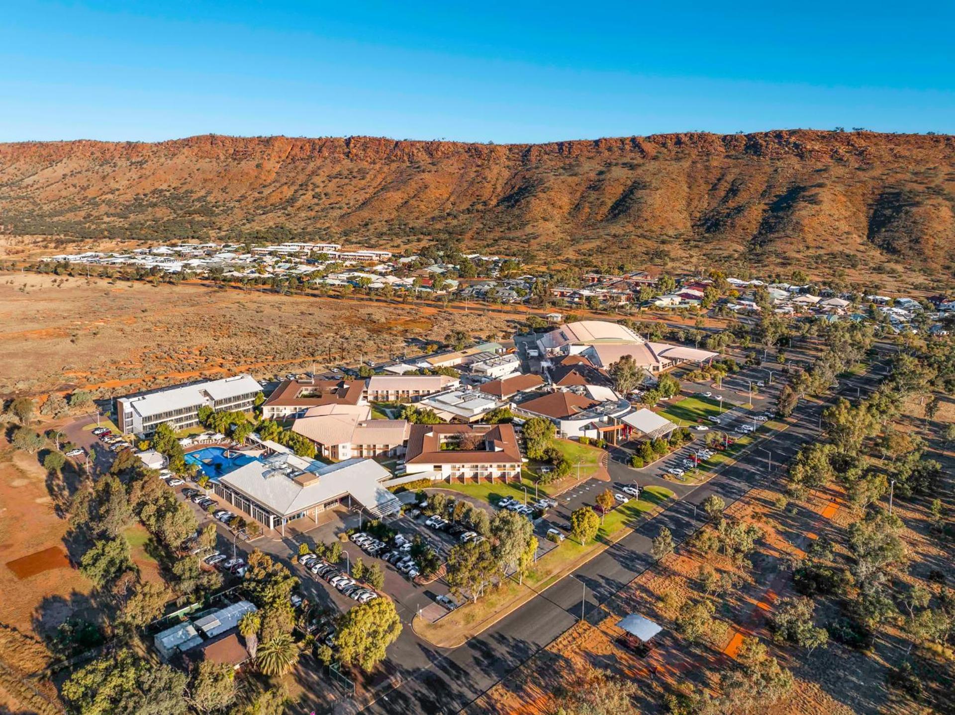 Crowne Plaza Alice Springs Lasseters, An Ihg Hotel Экстерьер фото