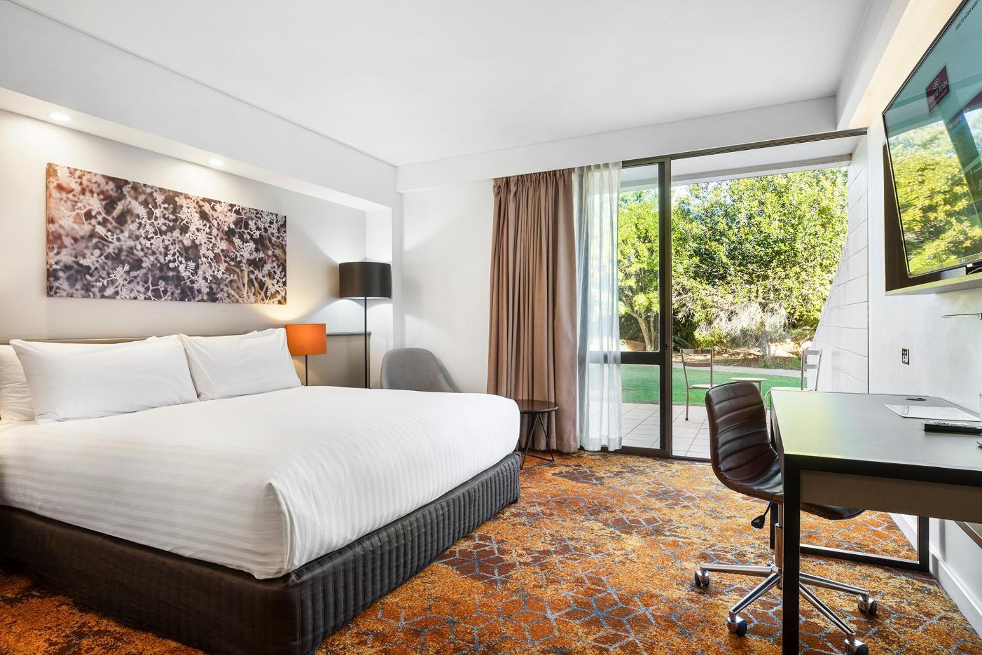 Crowne Plaza Alice Springs Lasseters By Ihg Экстерьер фото
