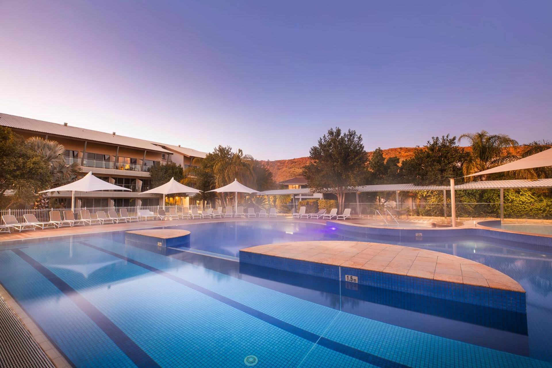Crowne Plaza Alice Springs Lasseters By Ihg Экстерьер фото